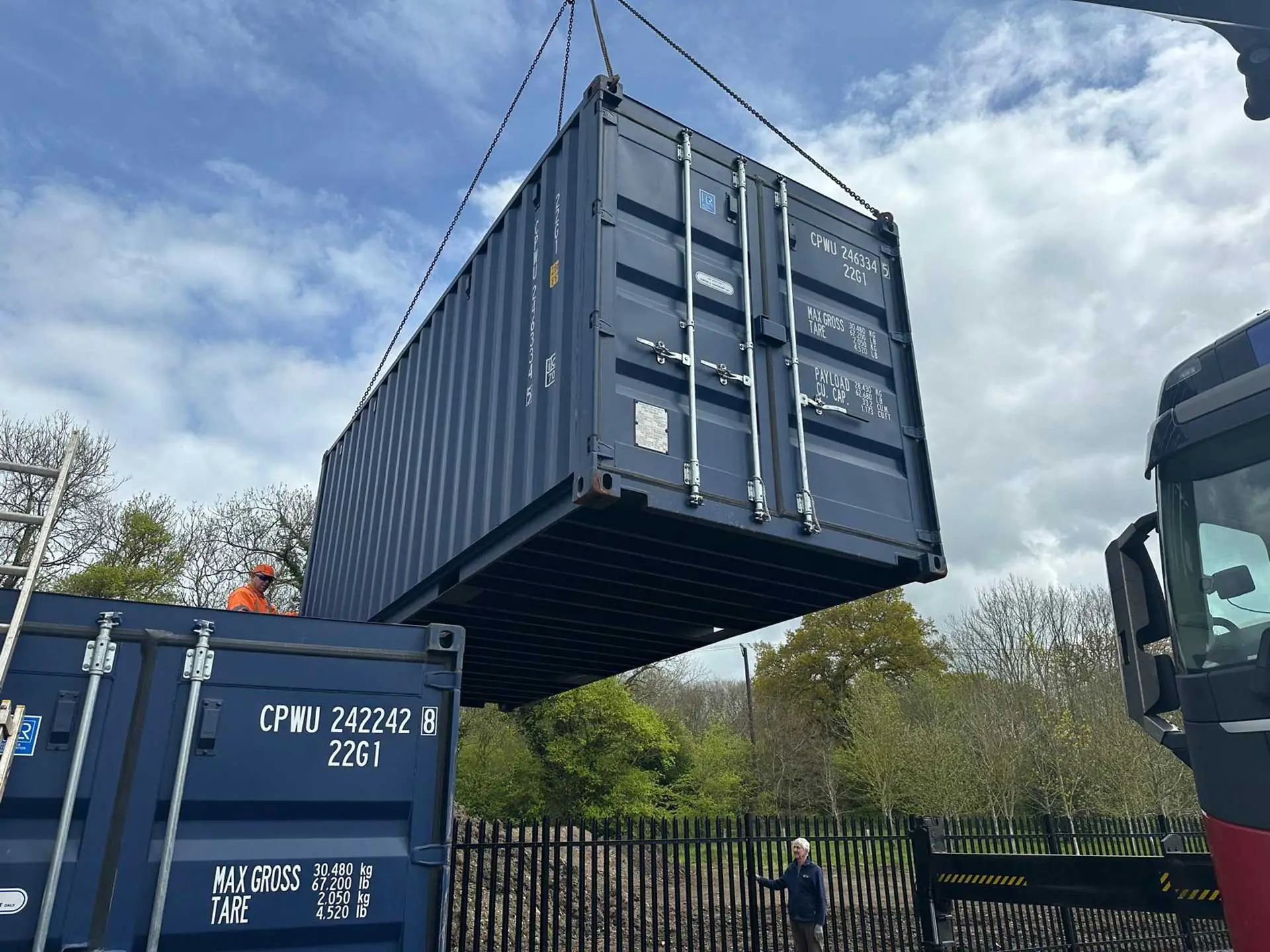 shipping container hire